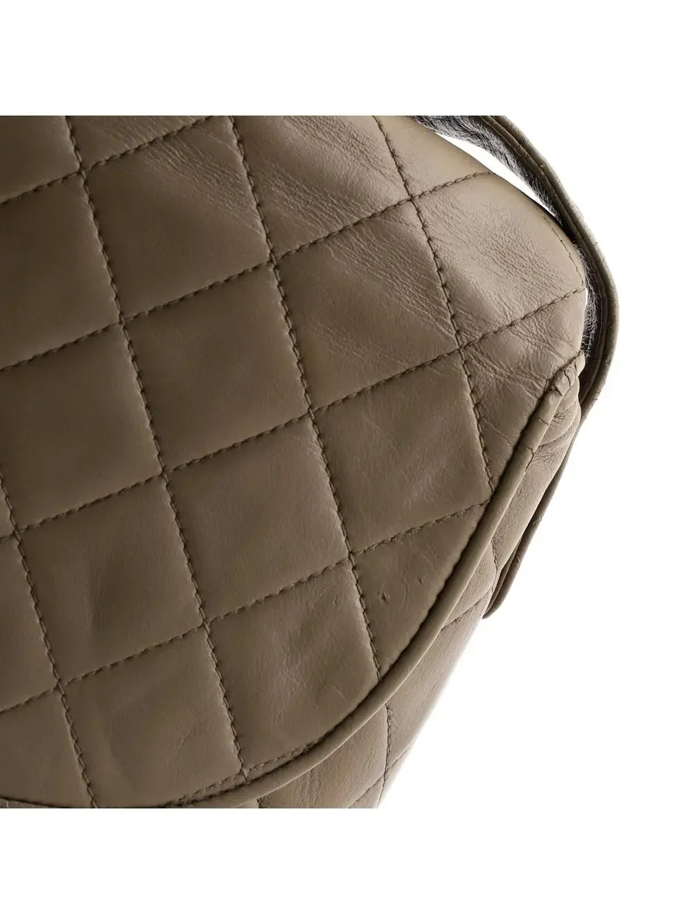 Chanel Vintage Round Flap Shoulder Bag #237484C25B